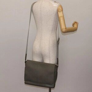 LOUIS VUITTON Taiga Leather Roman GM Shoulder Bag Gracie